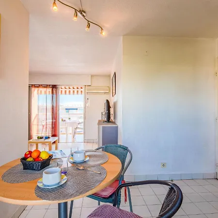 Le Capitole-3 By Interhome