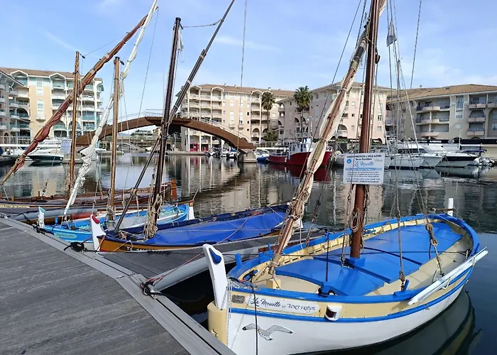 Le Capitole-3 By Interhome * Fréjus